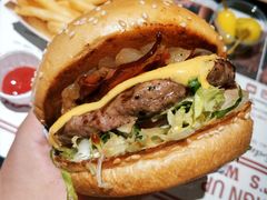 火烤双层牛肉特堡-The Habit Burger Grill 哈比特汉堡(复兴soho店)