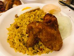 -新大咀港式茶餐厅(宝山万达店)