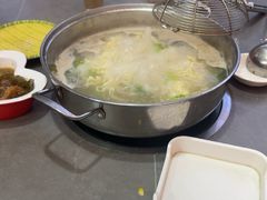-官塘陈记鱼生·潮汕砂锅粥·牛肉火锅(潮枫路总店)