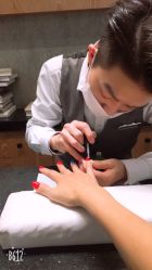 -手牵手美甲