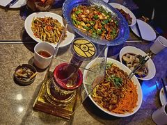 -巴特餐饮6加1音乐餐吧·新疆菜