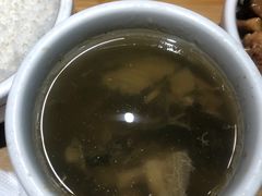茶树菇炖龙骨汤-72街红烧排骨饭(海珠丽影广场店)