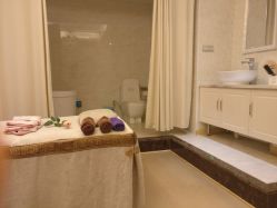 -悦芳庭美肤美体品牌集合店