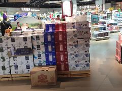 -中百仓储超市有限公司(越秀星汇维港店)