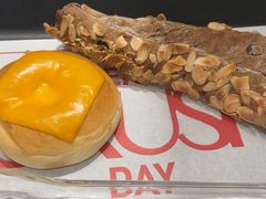 -HOT CRUSH趁热集合·现烤面包(环球港店)