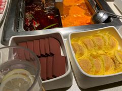 -海底捞火锅鲜切牛肉主题店(长寿路店)