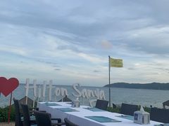 -亚龙湾希尔顿自助餐厅·海鲜·烧烤·沙滩BBQ·现场乐队