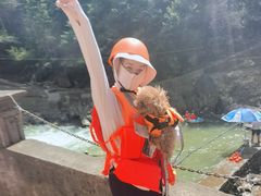 -安吉龙王山峡谷漂流