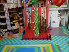 -蒙特利亲子乐园