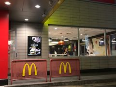 -麦当劳(台州路桥DT店)
