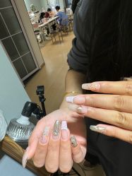 -NEW LOOK-绿麓 · 美甲美睫脱毛工作室