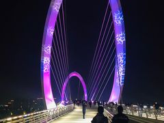 -南京眼步行桥