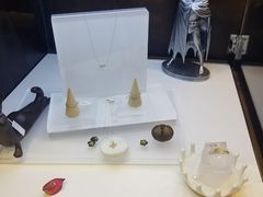 -十八字金·银饰·拼豆·开蚌DIY(魏公芳华里店)