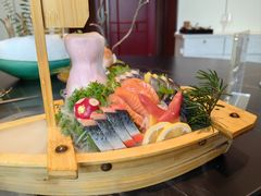-鼎泰亨·海鲜牛肉餐厅(滨江店)