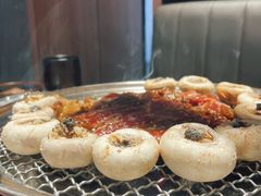 -草家酱蟹炭火烤肉店(珲春南路一店)