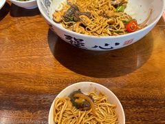 -李犟大爆鳝面·手工蟹黄包(湖滨西湖店)