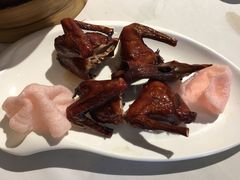 脆皮乳鸽-潮福城大酒楼·潮味粤品·港式点心(湖滨北路店)