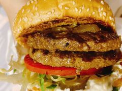 -The Habit Burger Grill 哈比特汉堡(复兴soho店)