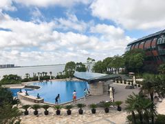 -上海滴水湖皇冠假日酒店