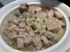香芋蒸排骨-费大厨辣椒炒肉(万家丽一店)