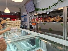 -白玉兰食品(中山公园龙之梦店)