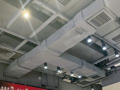-魔都三兄弟酸辣粉·蘸卤炸串(虹桥万科店)