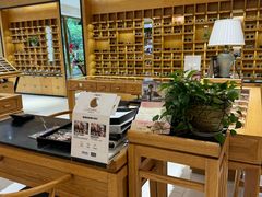 -宝丽眼镜(湖墅店)