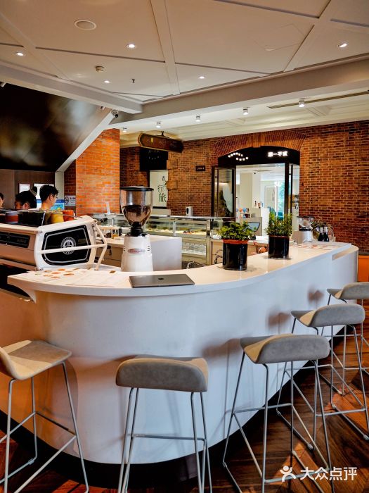 潮一不贰·法式甜品·生日蛋糕·西式简餐(外滩店)图片