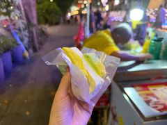 -詹爷爷乌节路街头冰淇淋