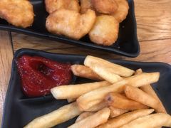 薯条-汽车博物馆主题餐厅