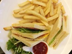 -天津津利华酒店