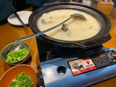 大砂锅炖鱼头-丹江渔村(望京店)