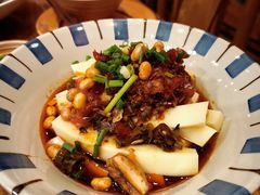 -亮欢寨酸汤鱼(沙冲路店)