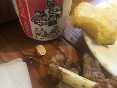 -咱屯子铁锅炖直营店(保利店)