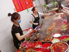 -小吴水煮(羊子巷无任何分店)