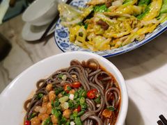 酸辣蕨根粉-茅庐川菜(青岛凯德店)