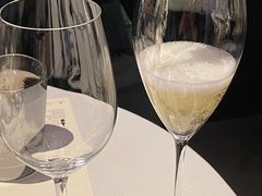 -wineapp葡萄酒餐吧(外滩金融中心店)