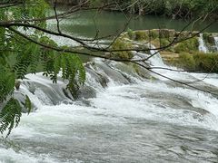-高荡千年布依古寨旅游景区