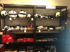 -拖板鞋咖啡旅行酒店(春熙路地铁站店)