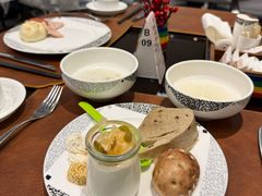 -西藏饭店·亚克·食光自助餐厅(文殊院店)