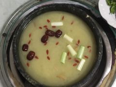 -南渝食府.墨脱石锅松茸鸡