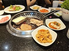 -木槿花韩式炭烤·熟成肉工坊(孙文东路店)