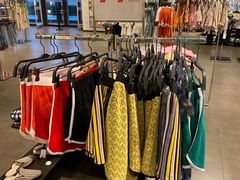 -ZARA(恒隆广场店)