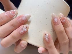 -梵莎美甲美睫