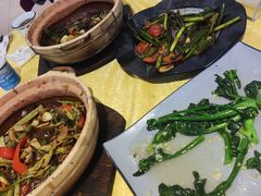 姜汁炒芥兰-天宝食坊·啫啫煲大排档(西华路店)