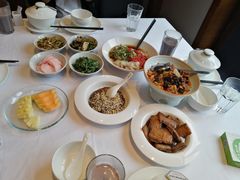 -黔蘑菇四季餐厅(观山湖店)