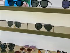 -视野联行眼镜(第一国际店)