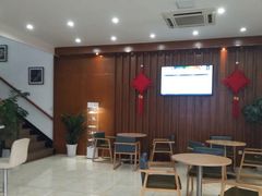 -赫尔森口腔·牙齿种植修复