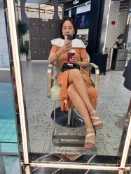 -PE SALON 