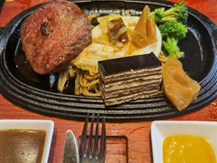 -舜耕山庄四时万和自助餐厅